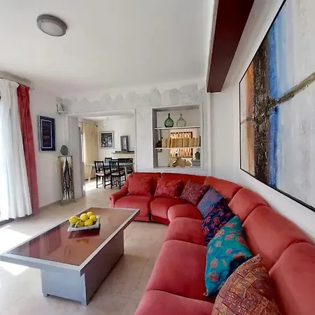 Bennassar Holiday home *